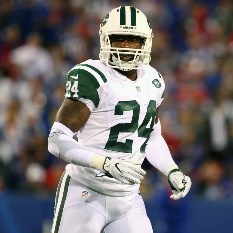 Darrelle revis hof signed signing signature auto autograph