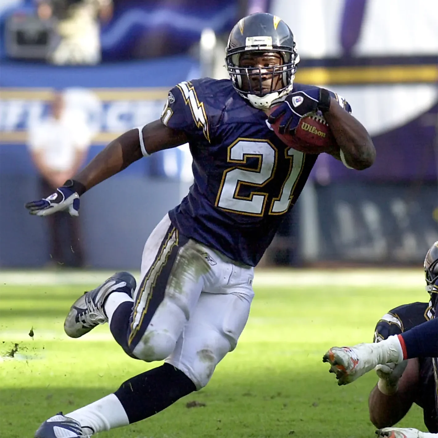 ladainian tomlinson hof signed signature signing auto autograph